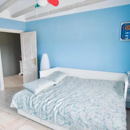 Lux In Villa