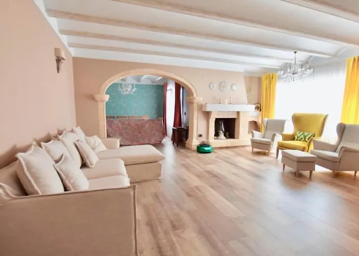 Villa Lux In *